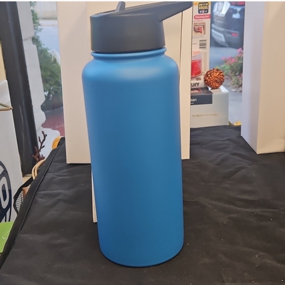 Blue Water Bottle with Black Lid - Picture 3 of 3